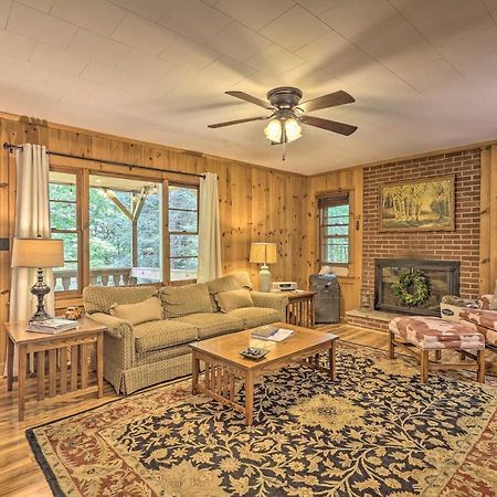 Peaceful Roaring Gap Retreat With Fire Pit And Patio! Βίλα Εξωτερικό φωτογραφία
